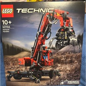 Material crane, brand new